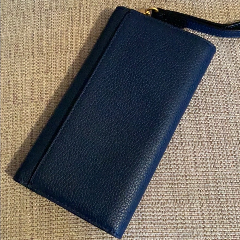 Tory Burch Britten Smartphone Wallet Royal Navy - Picture 4 of 16